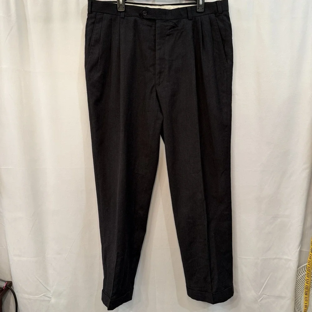 Vintage Hart Schaffner Marx 38x32 Dk Gray Pure Virgin Wool 70s Pleated Cuffed